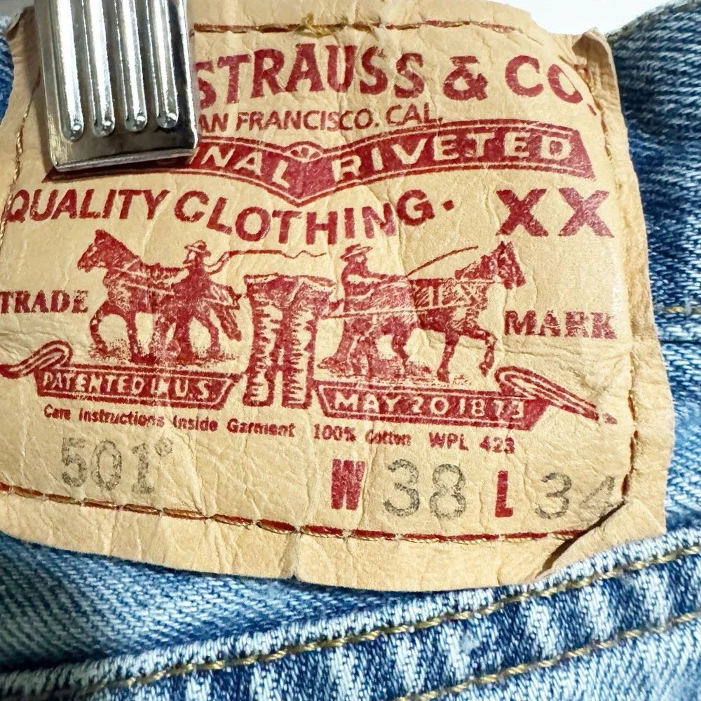 Levi's men's 501XX jeans size 38 x 34 button fly Light Blue